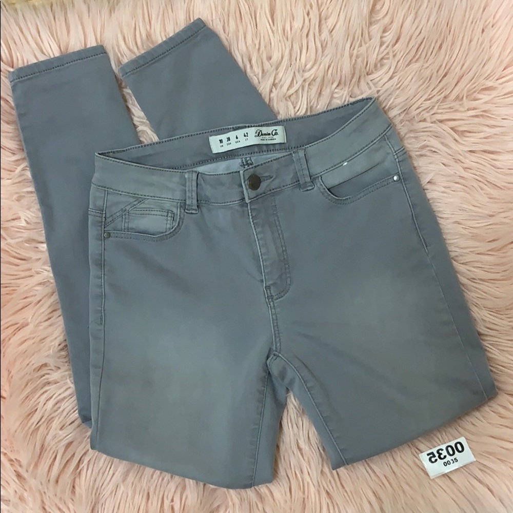 DENIM CO. SOFT GREY SKINNIEST ANKLE JEANS sz 6